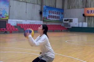 虎父无犬子！1米98分卫！阿里纳斯儿子单场轰29分精彩集锦